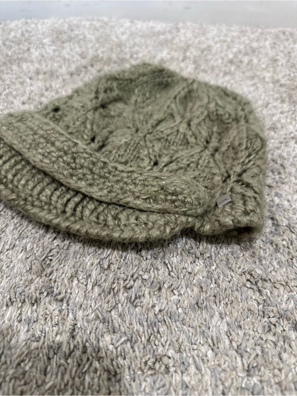 Chunky Knit Beanie/Winter Hat - Light Grey